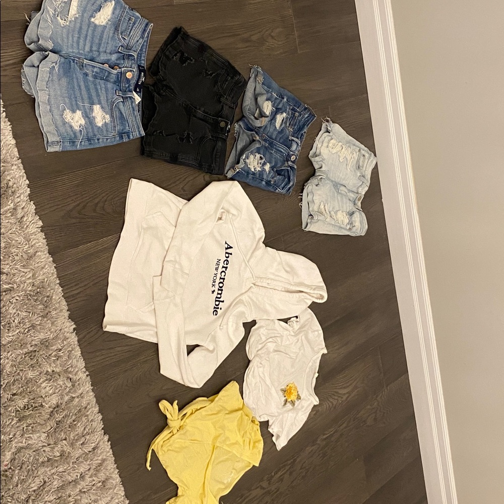 Clothing Bundle from Abercrombie & Fitch, Hollister, Garage and American Eagle